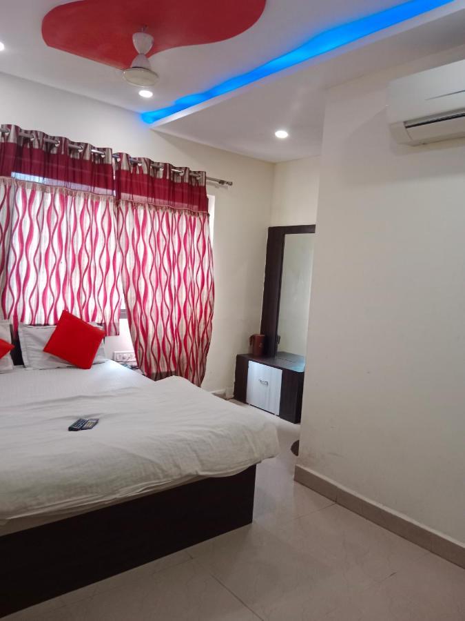 Hotel Nahta Palace Ujjain Exteriör bild